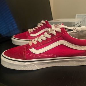 Vans Old Skool Red Sneakers Women’s 6.5 / Men’s  5